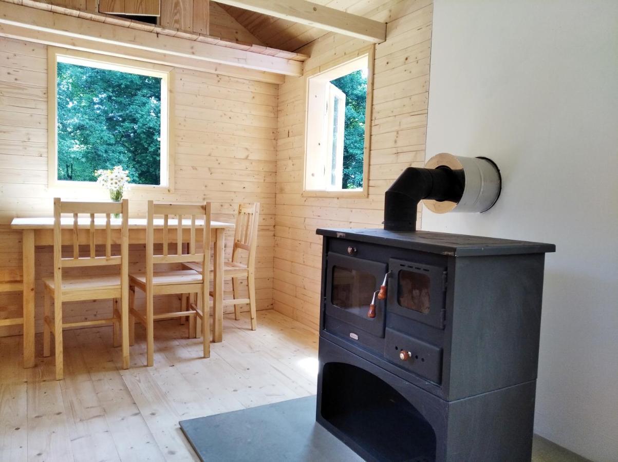 Villa Celoroční GLAMPING v pohodlném domečku Výprachtice Exterior foto